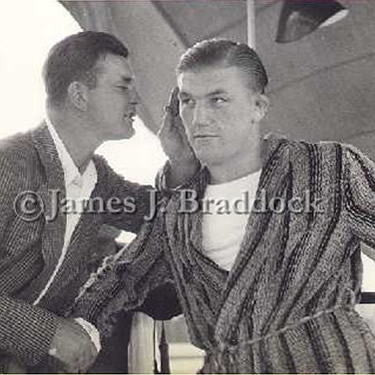 Braddock shares boxing secrets with Tommy Farr